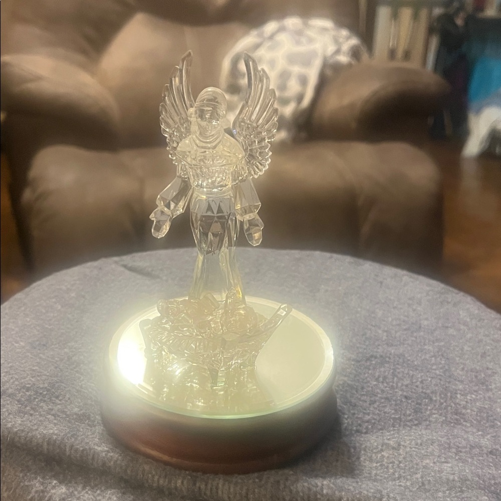 Elegant LED Crystal Angel Sculpture